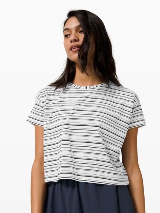 lululemon athletica Tops - Lululemon Cates Tee 🍋